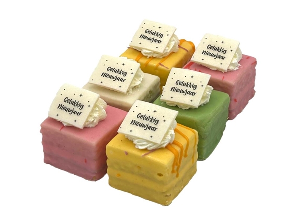 Petit fours klassiek Oud & Nieuw per 6