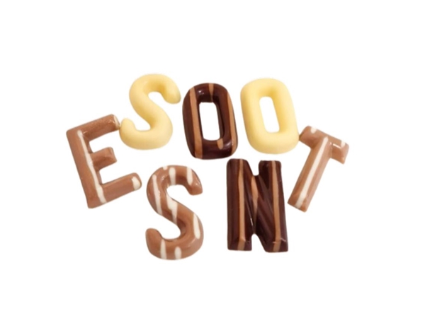 Mini lettertjes deco per 100 gram